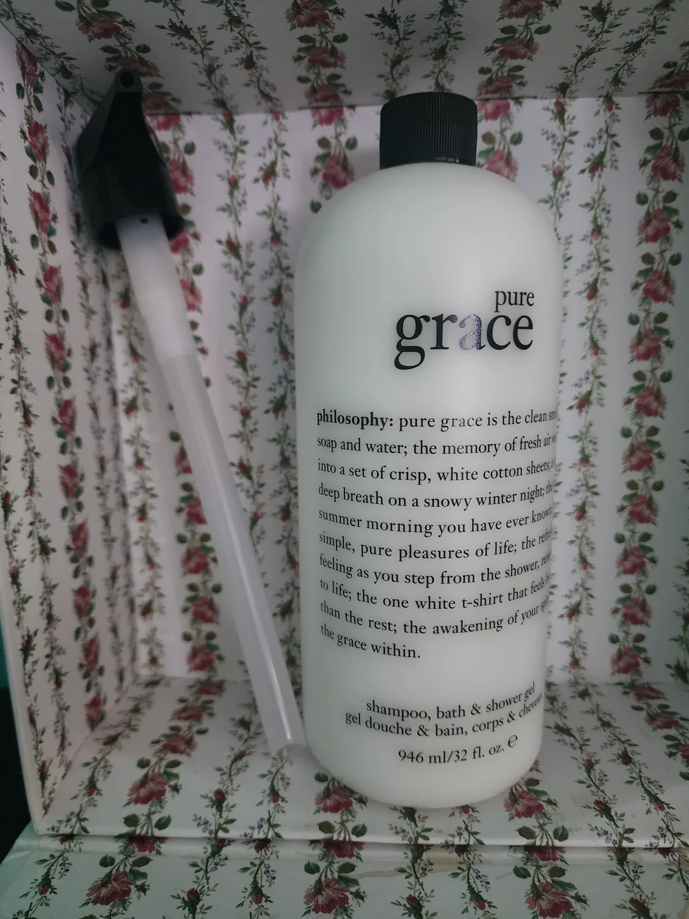 Philosophy Pure Grace Bath & Shower Gel — White Bottle with Black Cap